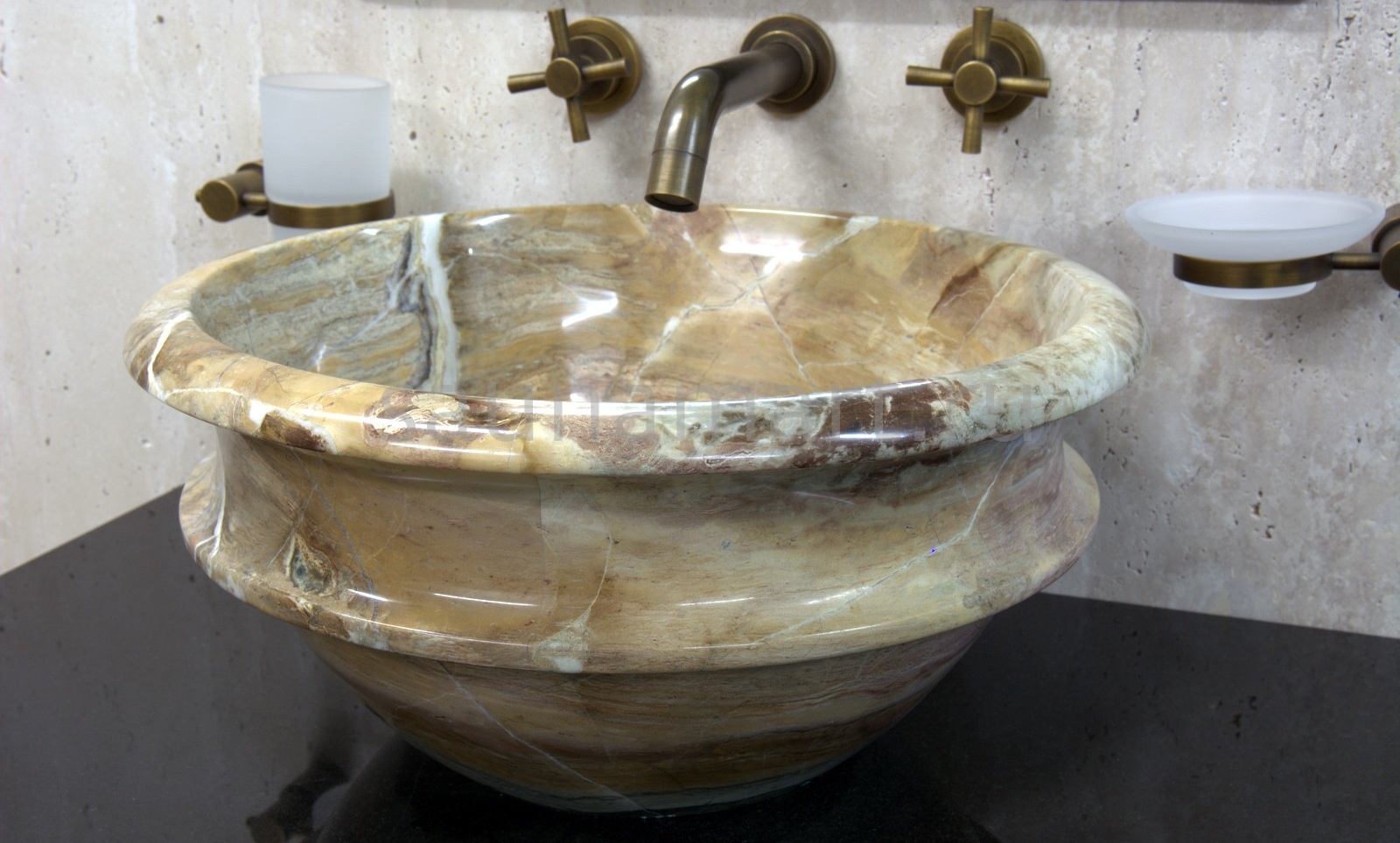 Курна мраморная КМ04 (со сливом) Курна мраморная КМ04 (со сливом)